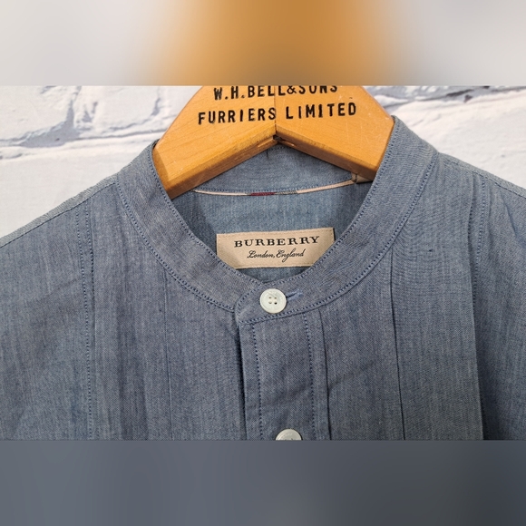 NWT Burberry Men's Benfleet Denim Blue Chambray Shirt Button Down Shirt sz XXS - Picture 2 of 16